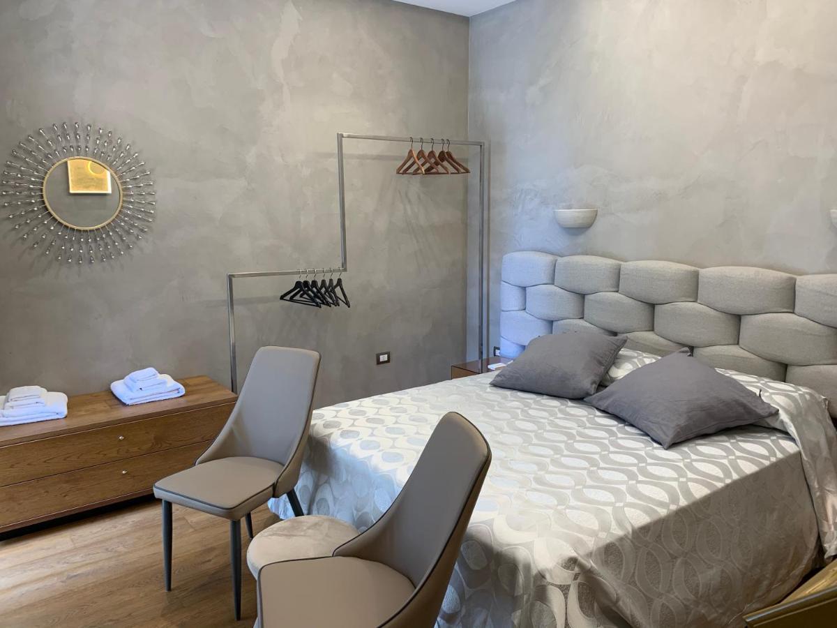 Civico Cinque Home Luxury Apartment Салерно Екстер'єр фото
