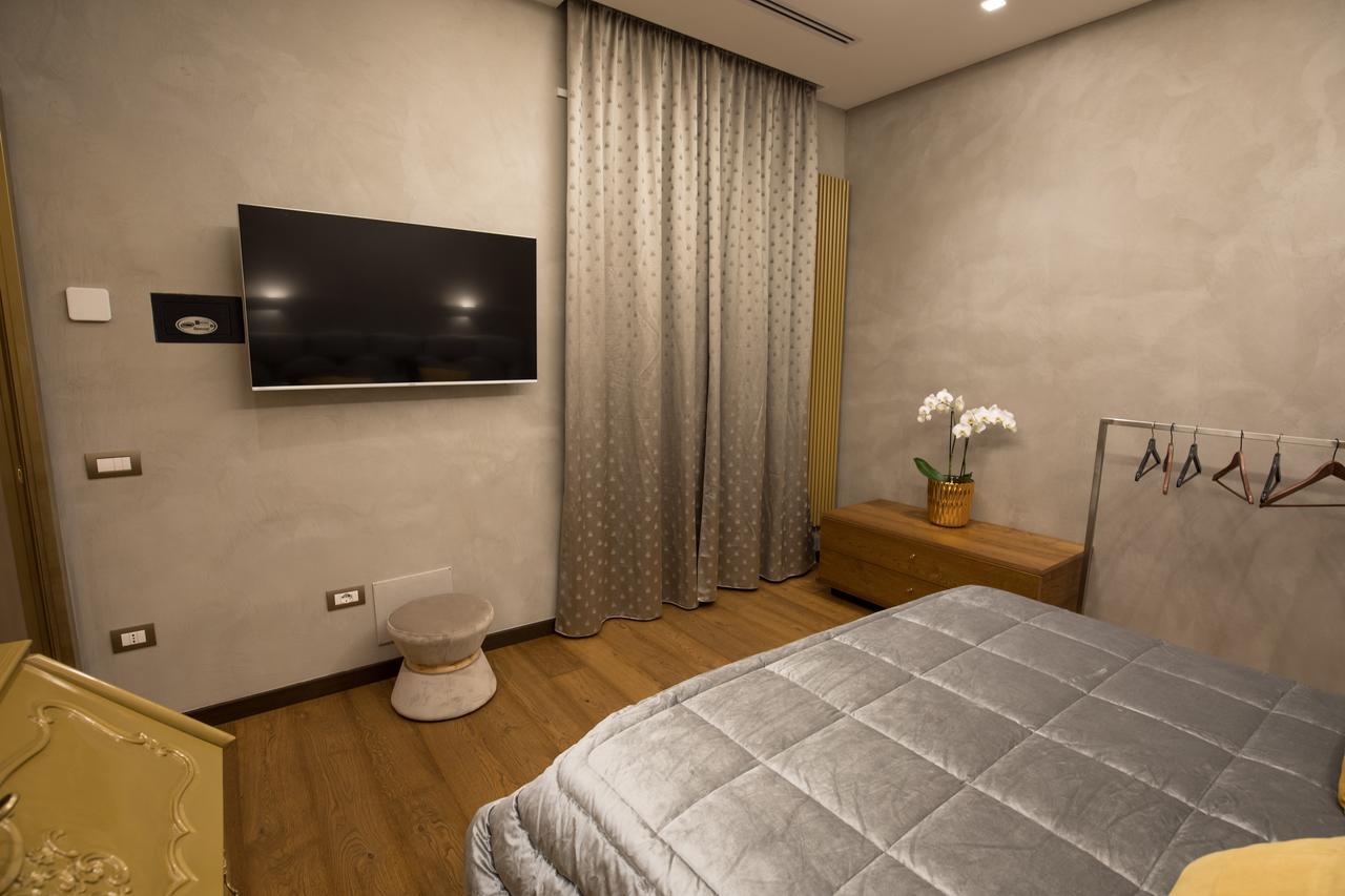Civico Cinque Home Luxury Apartment Салерно Екстер'єр фото