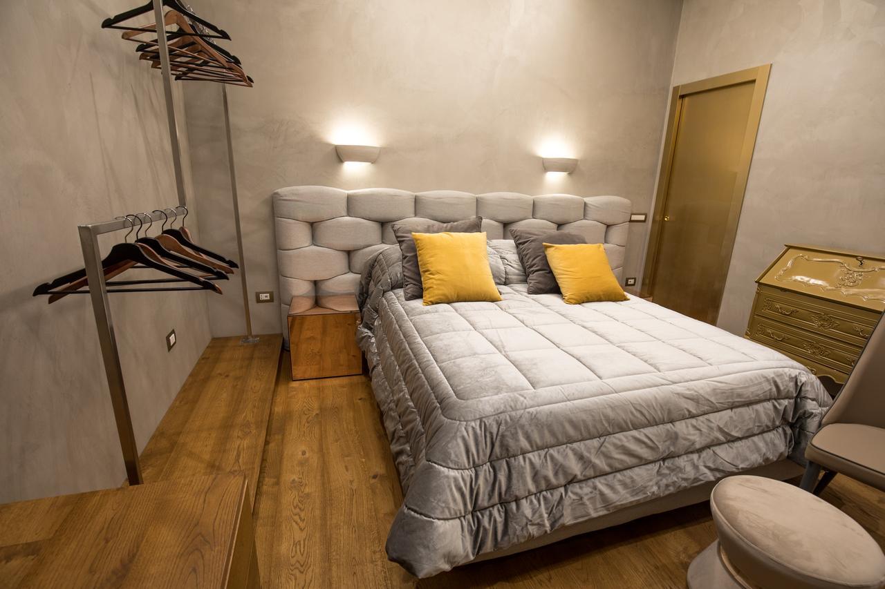 Civico Cinque Home Luxury Apartment Салерно Екстер'єр фото